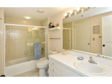 Longboat key 2 bed Vacation Condo- Water Views